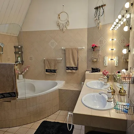 Relax & Wellness Diosd Budapest